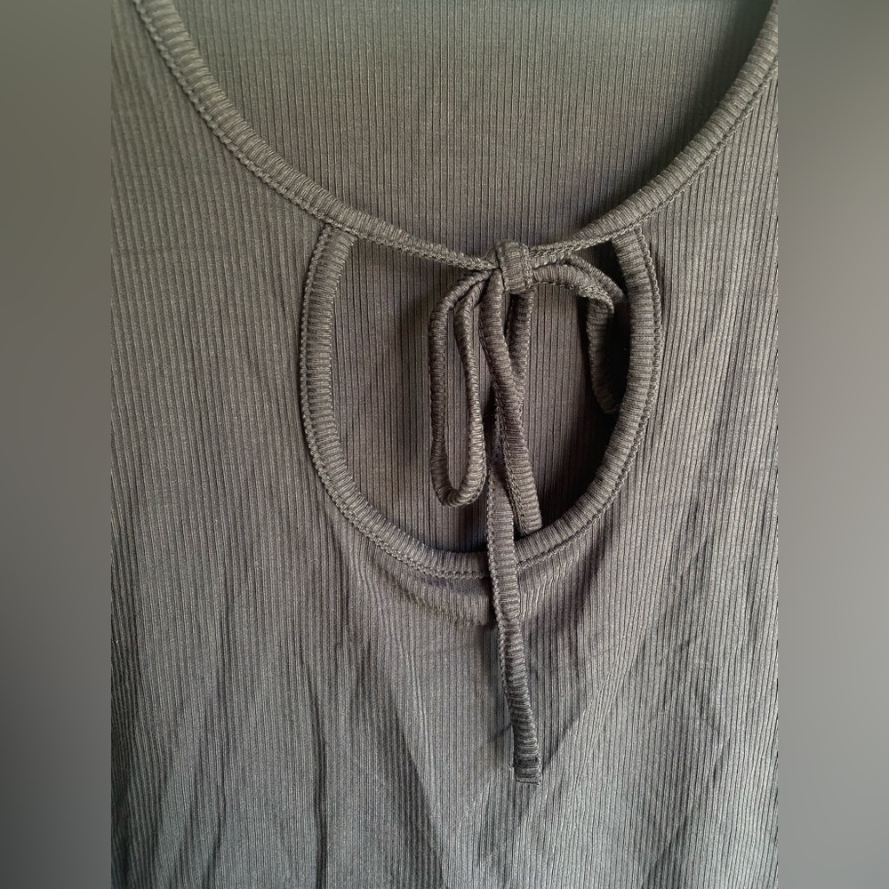NEW SKIMS Soft Lounge Tie Front Long Sleeve T-Shirt - Graphite Grey - Picture 5 of 9
